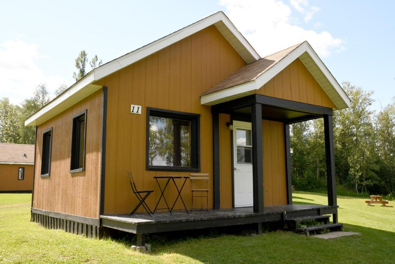 Chalets Du Lac Matapedia Val-Brillant Kültér fotó